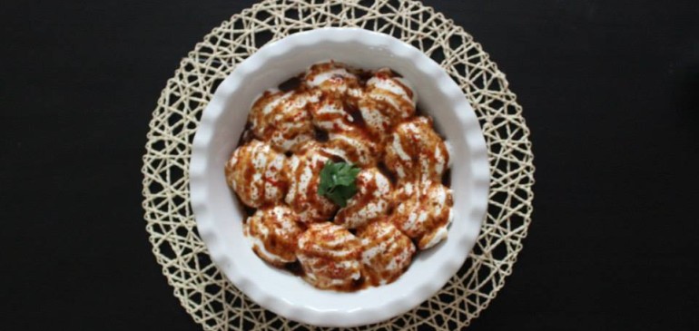 Dahi Bhalla/Dahi vada