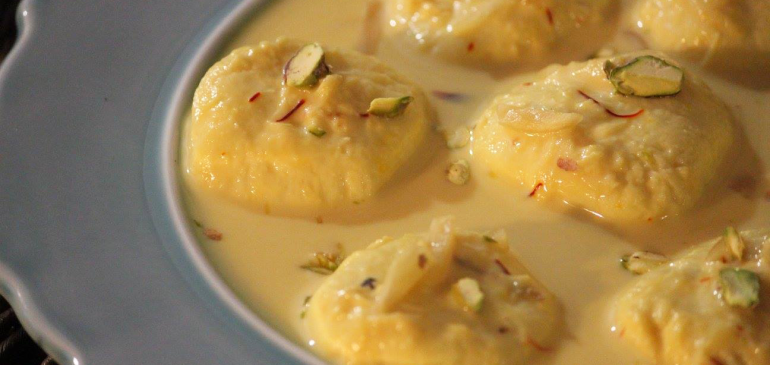 Ras malai( cheesecake without a crust)
