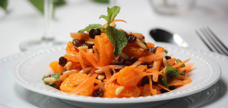 Moroccan Carrot & Orange Salad